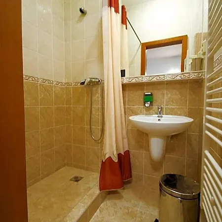 Biela Put 17 - 18 Hotel 3*